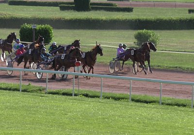 Av 22juni2020 Rebus S4310031