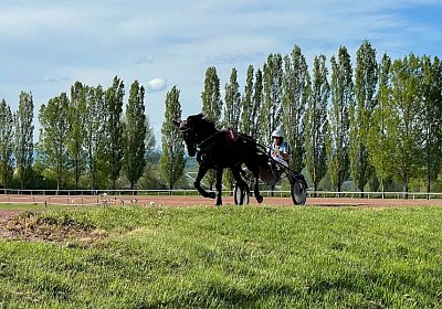 Av 09 05 21 C IMG 6899 Black