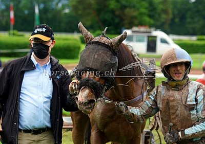05 06 21 D nv 01 09 elkador de romane