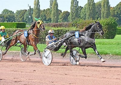 Av 2022 10 04 J uw 03 04 deniro gracieux le fol